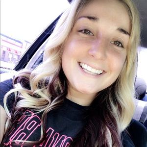 Meet your Posher, Brittney